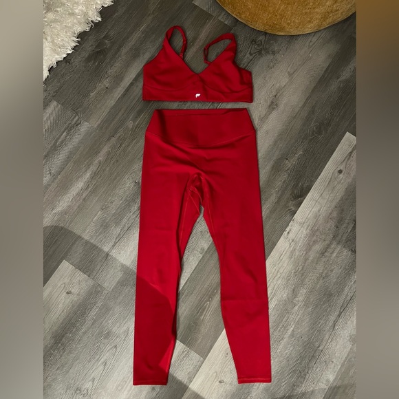 Fabletics PureLuxe Set - Picture 4 of 8
